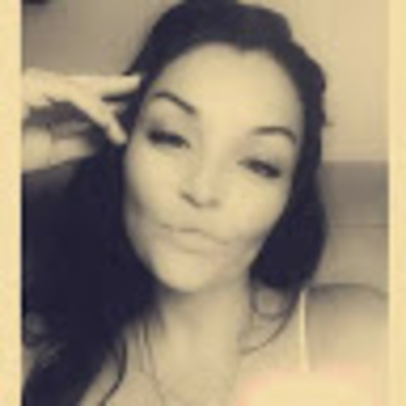 Meet your Posher, Lisa - Picture 1 of 1